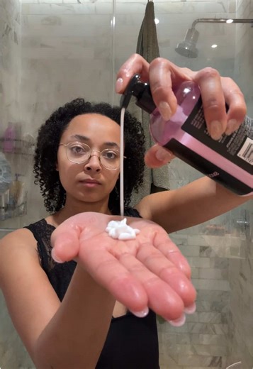 Bouncy Blow Out for Natural Curly Hair