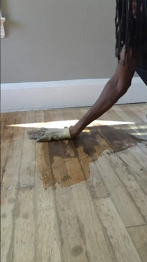 Tip to Remove Stains from Hardwood Floors 😯