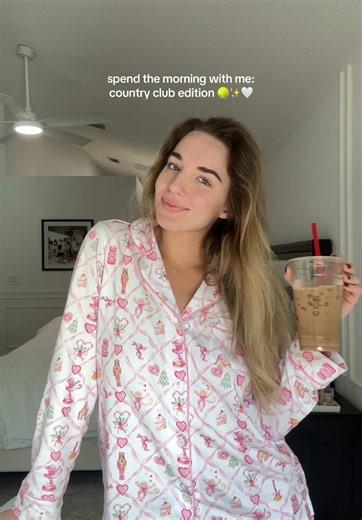 Spend the morning with the Farnsworth siblings Dawson 🫶🏼 #diml #siblings #preppylifestyle #morningroutine #earlymorning