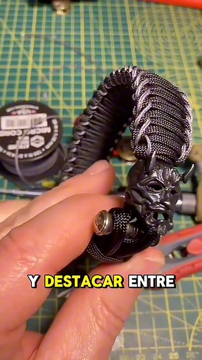 484K views · 9.6K reactions | Tu marca hará que tus accesorios destaquen  Comenta INFO y empieza a construir tu marca hoy mismo  #paracord #collaresparaperros #emprenderdesdeCasa #manualidades #emprendedorescreativos #hechoamano #paracord #accesorioshechosamano #emprenderdesdeCasa #microcord #manualidadescreativas #artesanos | Entrehilosynudos. | Facebook