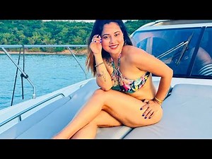 Exploring the Glamorous World of Tina Nandy: Actress and Model Extraordinaire!