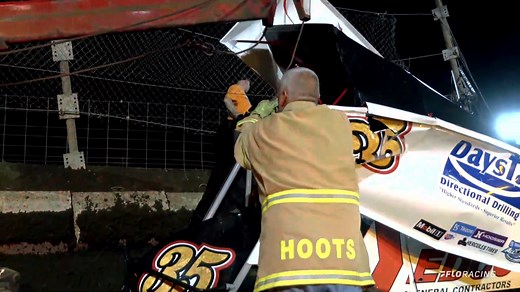 Zach Hampton gets huge altitude during Tezos All Star Feature at Jacksonville Speedway! | FloRacing