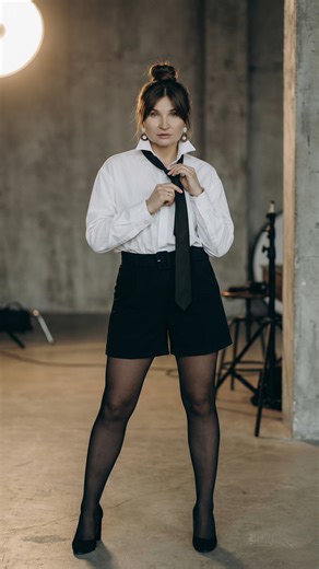 Inna | AI storyteller on Instagram: "Танцы + нейросети = моё новое увлечение💃🏼 ИИ всё больше входит в нашу жизнь, и мне правда интересно быть в этом процессе🌐 #пора_в_ии #innanovaai #klingmotioncontrol #aidance"