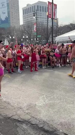 Cupid’s Undie Run in Detroit raises money for NF research