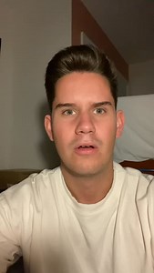 These are some things that I don’t mind you doing around me as a blind person. There’s a lot of confusion and hesitancy when it comes to interacting with us blindies. Use your common sense ahd see us as average people rather than a blind thing and you’ll be fine #blind #blindness #visuallyimpaired #disability #disabled #helpful #howto | Blind Tobes