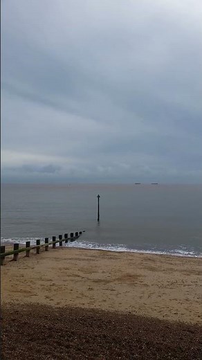Beach Huts at beautiful Felixstowe Suffolk UK #visitfelixstowe #stfelix