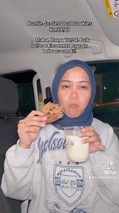 Oval Cookies hanya available jam 8.30pm sehingga habis di Kafe Suka Dessert (Selayang). | Suka Dessert