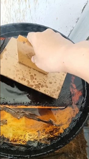 The process of making stamped batik from paper #art