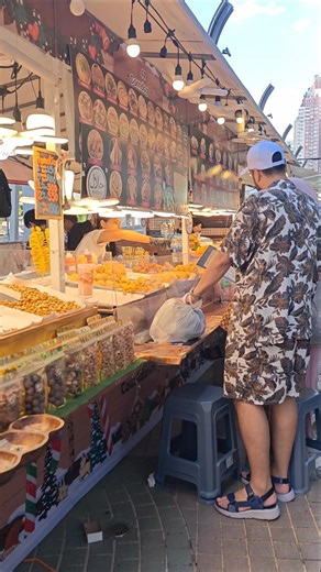 Bangkok Today, All About Bangkok #pratunam​ #platinum​ #thailand #travel #citywalk #amazingthailand