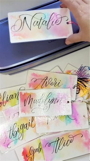 Make custom tags or bookmarks with the @qfunlaminatortools laminator,...