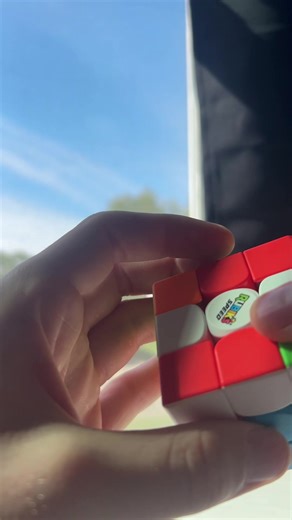 Rubiks Speed Cube!! #rubikscube