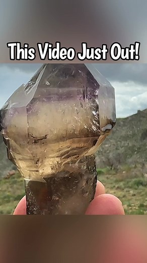 This epic amethyst journey is here to now see! Whaaaaaaaaaaat 🙌💎💜🔥 | The Crystal Collector