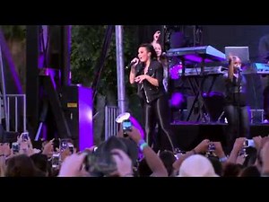 Demi Lovato - Let It Go (Live on the Honda Stage)