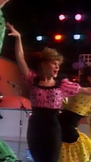 Bandolero "Paris Latino" dance anni 80 🎧💿🕺 . . . . #eurodance80 #italodisco #80smusicvideo #tormentoniestivi #italodisco🇮🇹 #80s #italodiscodance #80sthrowback #dance80 #eurodancemusic #dance80s #pwlcollector #parislatino #europopmusic #italodiscohits #europop #80smusicvideos #italodiscolover | Pwlcollectionsaw80