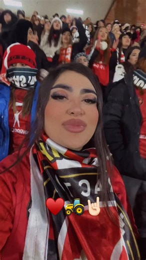 Soha👩🏻✡️ on Instagram‎: "⁨ ⁨ تبریز عروسیه . تهران چخبره؟♥️🙈🚜 #تراکتور #تراختورچی_قیزلار #تراختور #تورک #اذربایجان⁩⁩"‎