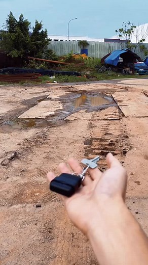 #dmc #demetalconstruction #Sheetpile #sheetpiles #sheetpiling #tiktokmalaysia #constructionequipment