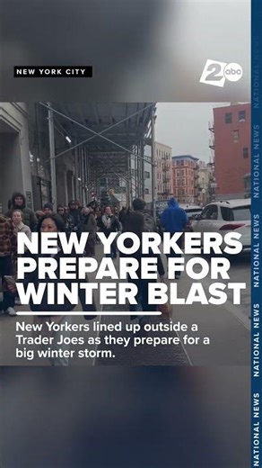 Long lines in New Your City as people prep for severe winter storm