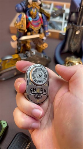 I don’t “relax”—I re-load. One loop and my confidence comes back online.#fidgettoy #fidgettoysplus