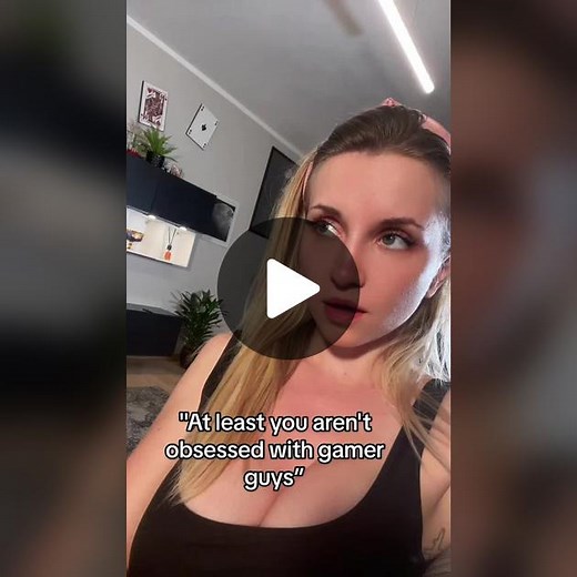 bonnieparkerss5 (@bonnieparkerss.5)’s videos with Despicable Me Whistle Theme By TheBoisBeVibin V2 - :)