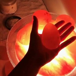 How does a hot stone treatment sounds to you? Mizzfit stopped by Skin Spa New York to heat things up with Himalayan Hot stone therapy! "I touched a hot stone for #spaweek and all I got was relaxation!" #SpaWeek starts on April 17th! Book your $50 treatments http://bit.ly/2msAiDD | Spa Week Media Group