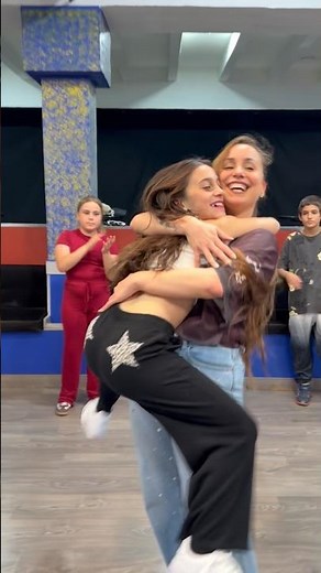 Mireya y Mireia - La Reina Del Flow - Yeimy Montoya | Fénix #lareinadelflow
