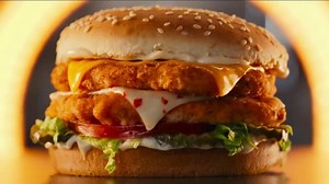 Carl's Jr. Spicy Chicken Maxx TV Spot, 'Double Stacked'