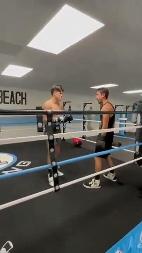 Autistic Boxer Tayden Beltran 🔥 gets revenge on high school bully who still harasses him online