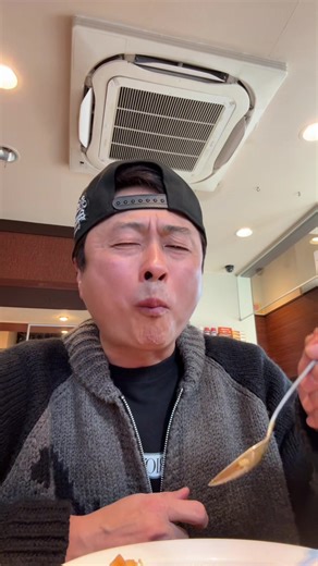 河本準一のカレーランチとんかつの魅力