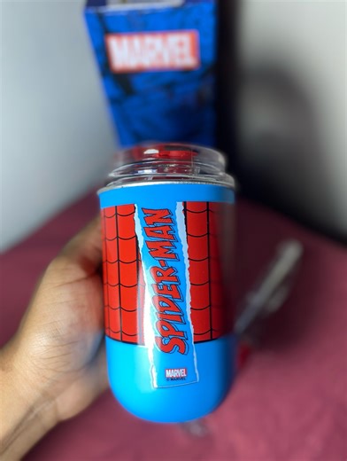 Dia De Presents on Instagram: "🎁 COPO NEO C/CANUDO 300ML SPIDER MAN 🎁🧡 Dia de Presentes 📦 Enviamos pra todo Brasil. Whatsapp - (91) 985560697 #zonacriativa #presentes"