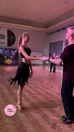 2.4K views · 1.3K reactions | #dance @kulakova_po | dance.y.dance | Facebook