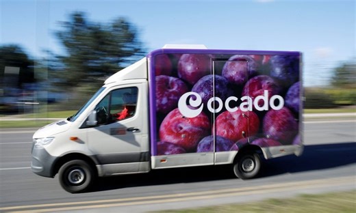 Avis d'analystes du jour :  Soitec et Ocado se font rectifier, EssilorLuxottica et Solaria Energia séduisent