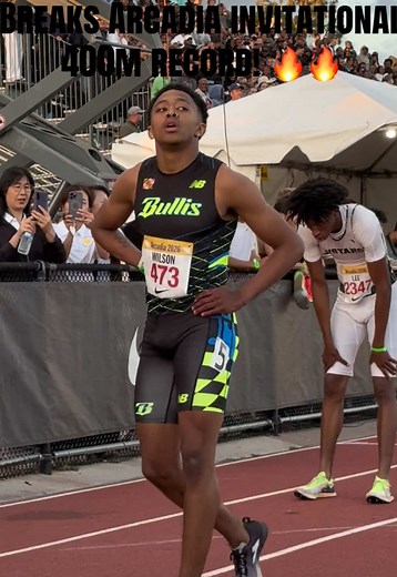 Olympic gold medalist Quincy Wilson breaks the Arcadia Inviational 400m record and makes it look easy! #Arcadia #Olympics #Track #quincywilson