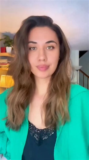 Farizat Tabora on Instagram: "Link in bio to try Napkin AI for free. My boss needed a presentation in 10 minutes. I uploaded my Excel file into Napkin AI and it turned my messy data into stunning charts with one click. Sent it in 5. He was speechless. Stop making charts manually. Link in bio."