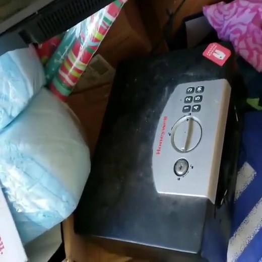 #treasure #treasurehunting #money #safety | Treasure Hunt