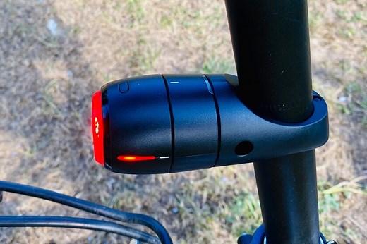Vodafone Curve Bike Tracker, análisis: esta luz con GPS es el "ojo que todo lo ve" para la bici