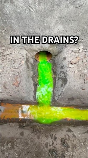 my first time using “alien juice” (@joshpollard_drains)