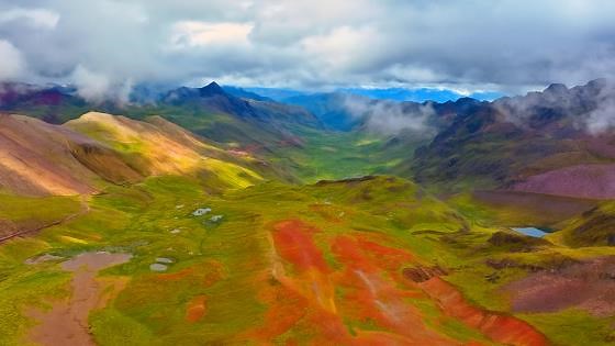 Flying over Peru’s stunning mountain landscapes