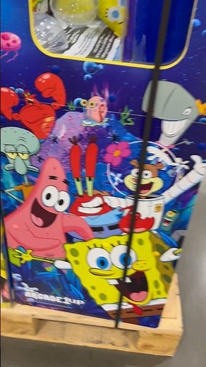 ‪@Arcade1UpOfficial‬ SpongeBob claw machine at Costco