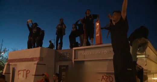 Hundreds protest fatal shooting of homeless man by Albuquerque Police