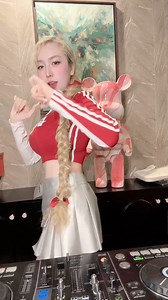 An gì không anh mua?câu nói tưởng đơn giản nhưng chứa đựng cả bầu trời yêu thương.😊”Em ăn gì cũng dc” , rồi cãi nhau cũng vì câu trả lời đó😆😆 #djthaobebe | Thảo Bebe