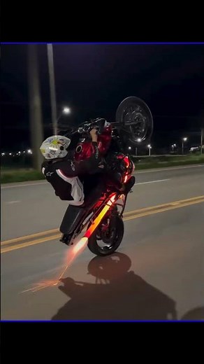 amazing backfire and sound fire on exhaust
