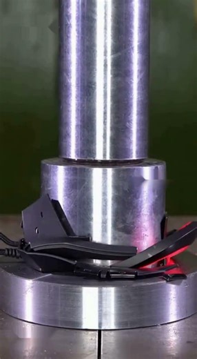 Computer Mouse Smash #planetflow #shorts