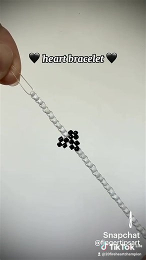 How to make a homemade heart bracelet #craft #fun #Jewellries