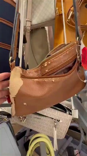 She went shopping… and found THIS on the rack.A ripped, peeling, falling-apart purse; literally falling to pieces.But here’s the wild part… It had a price tag AND a security sensor on it.Like… they didn’t just miss it—they PROTECTED it. For $8.People are asking how something this destroyed even made it onto the floor. Was it a mistake… or did someone really think this was sellable?At some point it’s not “discount retail”… it’s just straight-up disrespect to customers.Be honest; would you ever bu