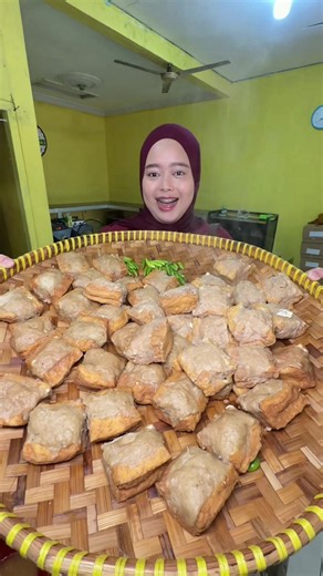 Hunting Jajanan & Tahu Bakso Ery Snack Depan Alfamart Ledug Purwokerto