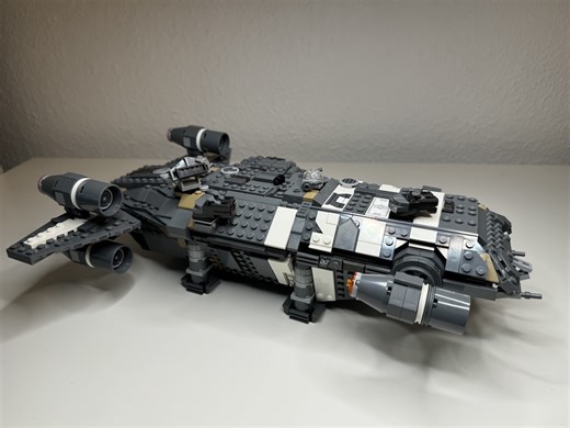 LEGO Star Wars 75374 Die Onyx Cinder im Review - zusammengebaut