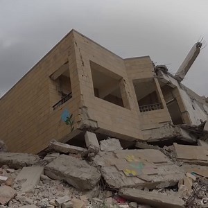 1.4K views · 15 reactions | "Kinderen worden achtergelaten om te sterven" Tamara, 13 jaar uit Jemen. 9 jaar geleden begon de oorlog in Jemen. De oorlog dreigt een hele generatie te verwoesten  Bijna 10 miljoen kinderen hebben dringend hulp nodig. Dit kan niet. Dit mag niet. Bescherm alle kinderen. #jemen #oorlog #conflict | Save the Children Nederland | Facebook