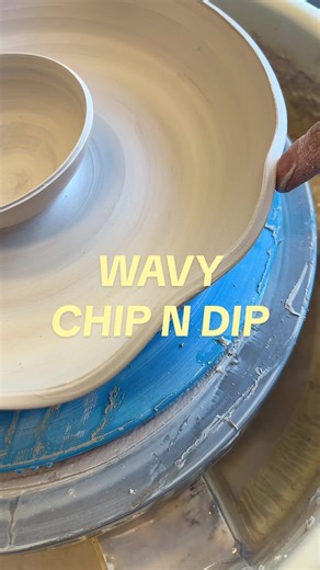 Building a Sim somewhere out there a chip n dip 🧍🏻‍♀️ 💛 | Create A Sim