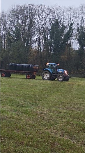 New Holland T6050