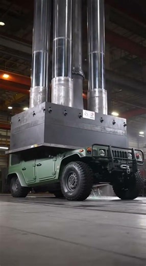 Hydraulic Press vs Humvee: Total Destruction!